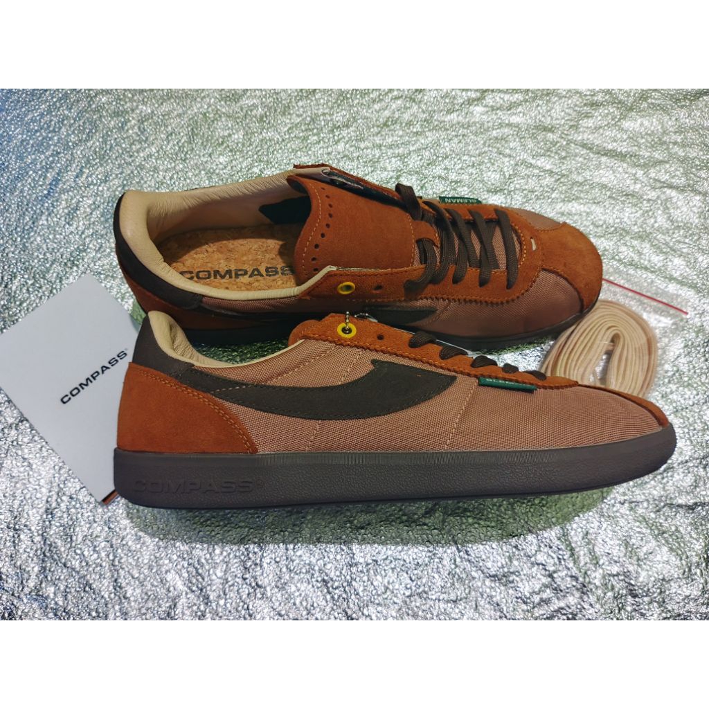 Sepatu Compass Tribune Divercity Sleman