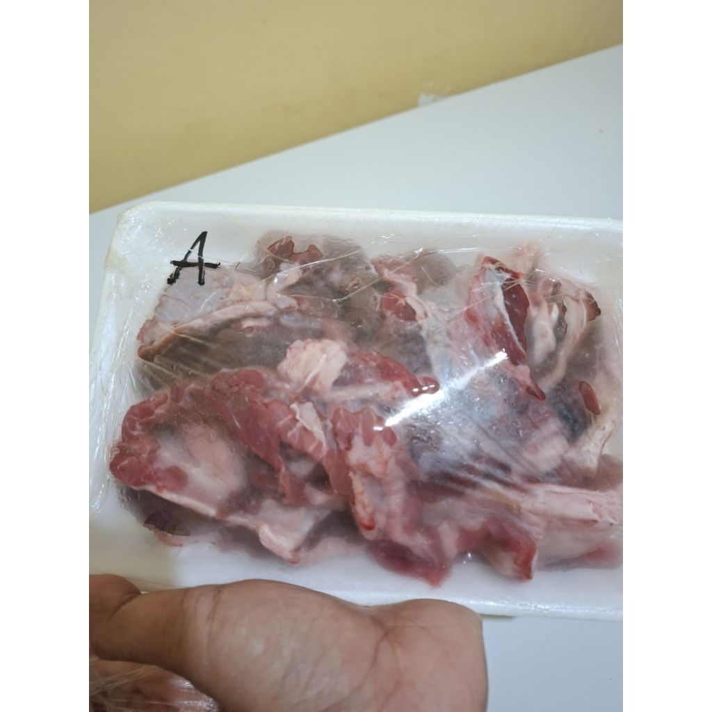 

DAGING TETELAN A (Dominan Daging)