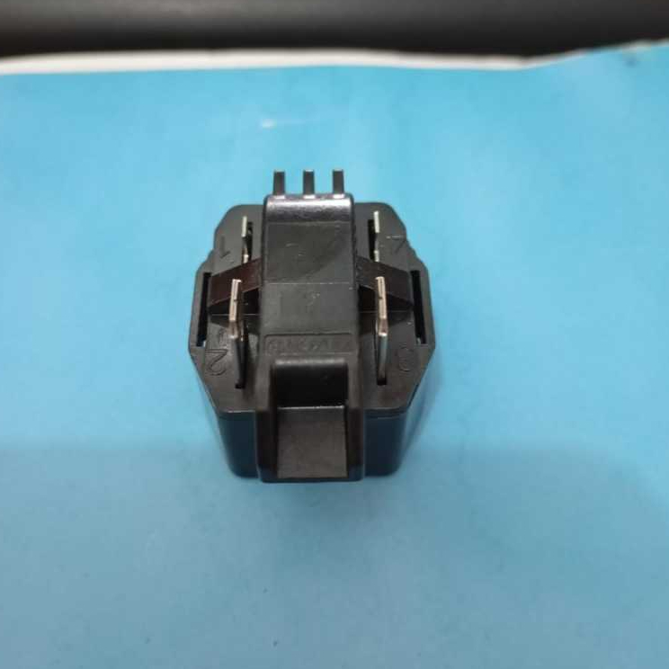 RELAY - Rilay PTC Overload Kulkas 2 Pintu SHARP Original  Relay kulkas kulkas 2 Pintu / Rilai Kulkas