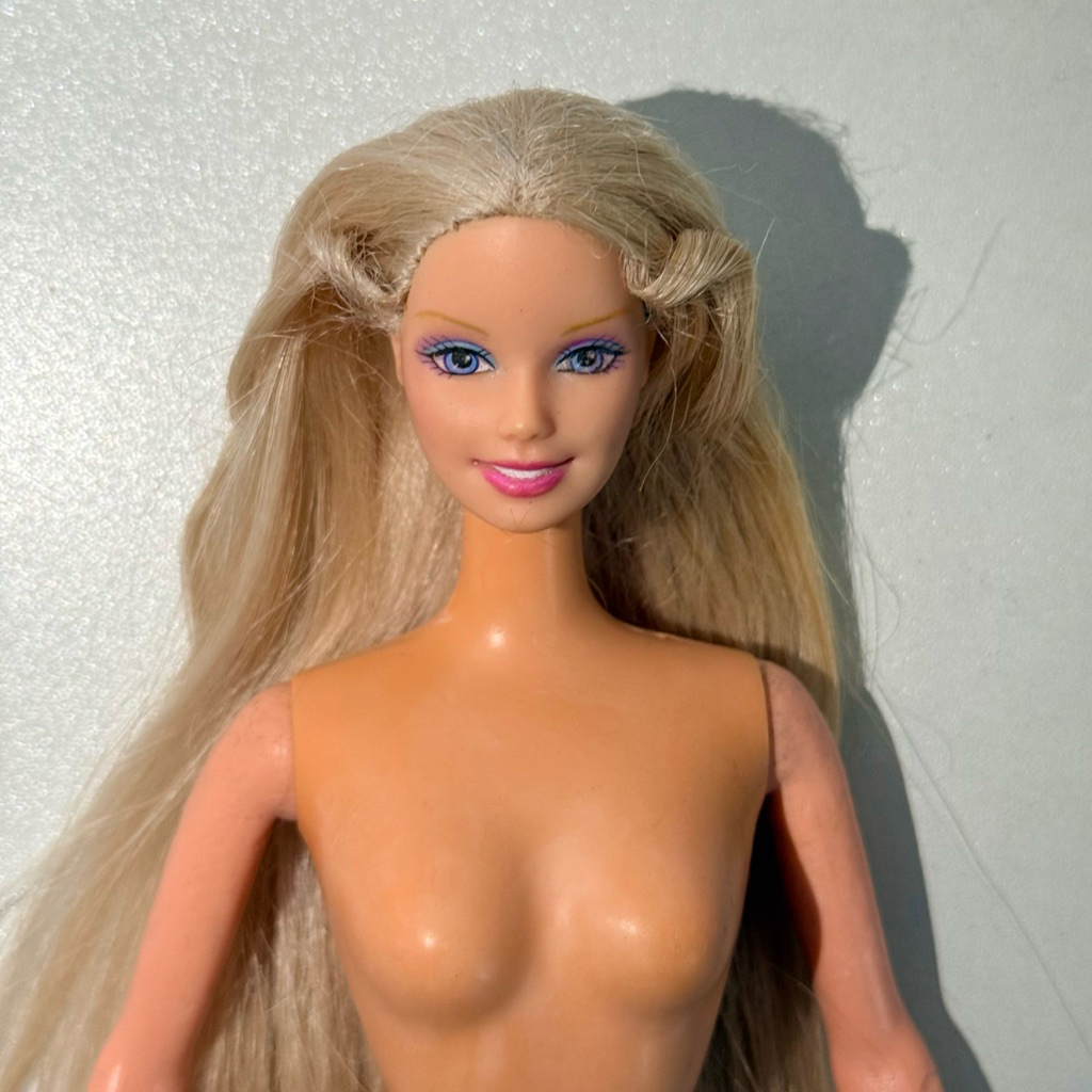 BARBIE ODETTE SIGNATURE