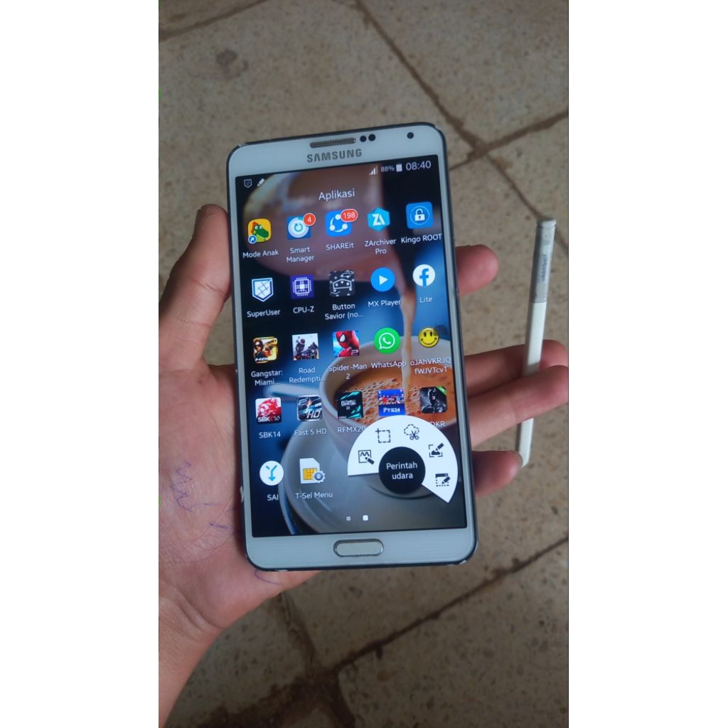 Samsung Galaxy Note 3 RAM 3GB Internal 32GB