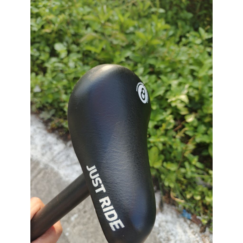 SEATPOST & SADDLE BIKE8