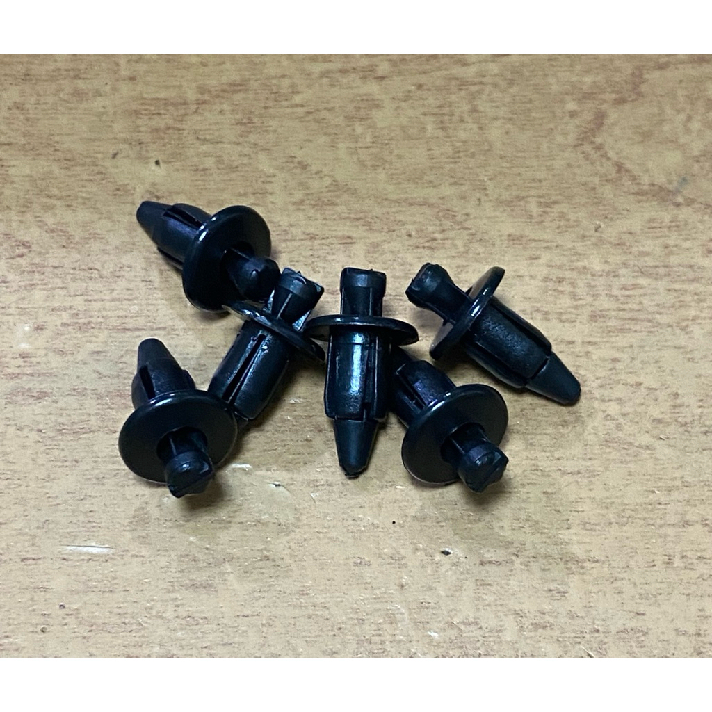 klip kancing motor honda pcx beat