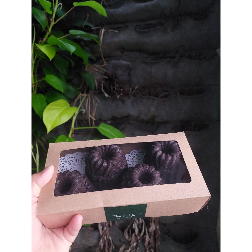 

Mini Bolu Kukus Ketan Hitam Keju Lumer Frozen – Lembut, Wangi, & Gurih Manis!