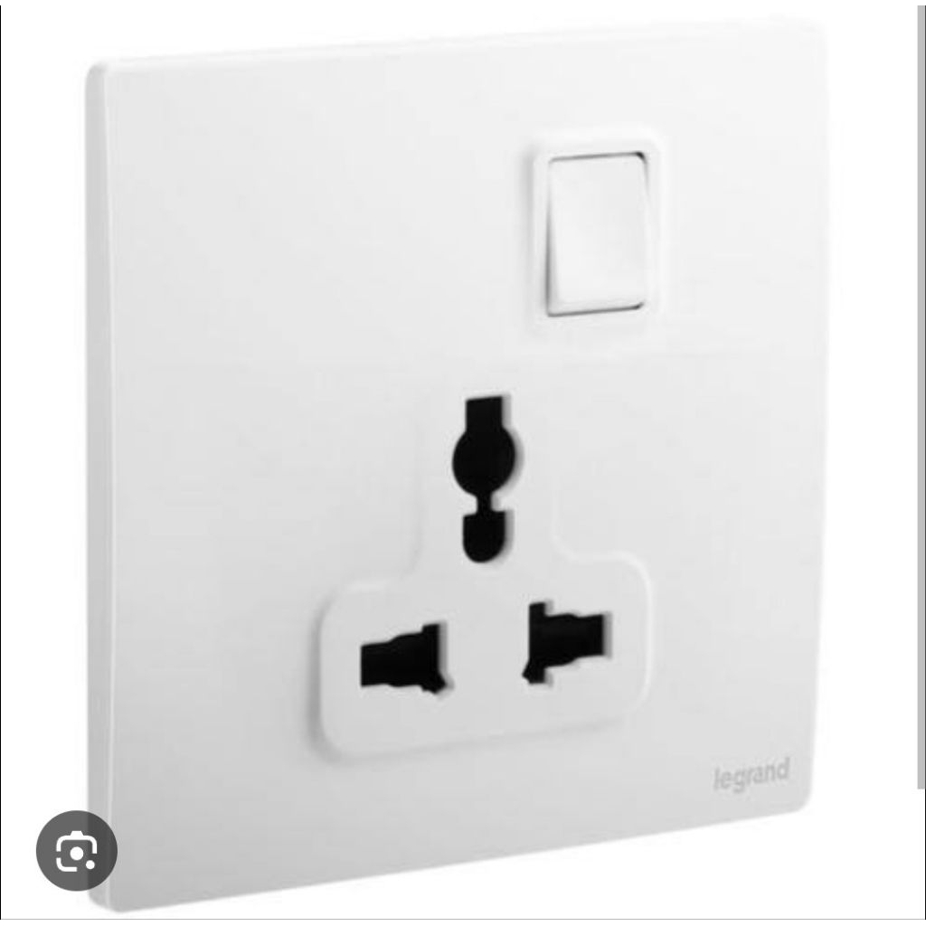 Legrand 281120 Stop Kontak Universal Mallia Senses