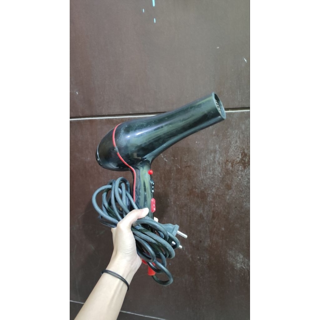 Hair Dryer Ermila 1300watt (Second)