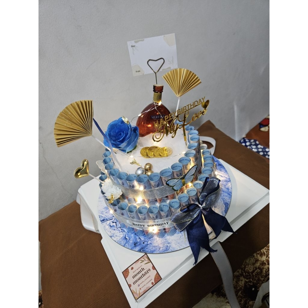 

money cake isi 65 lembar