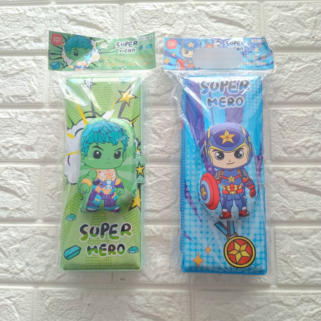 

INDAH JAYA STORE | KOTAK PENSIL MAGNET KARAKTER COWOK