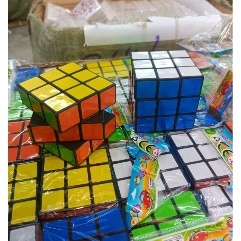 MAINAN BALOK KUBUS WARNA PUZZLE