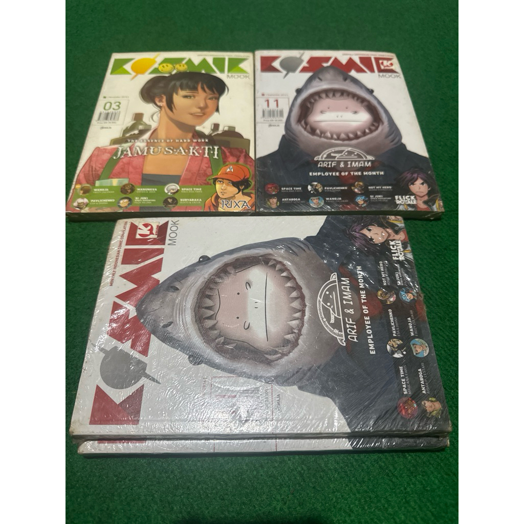 komik kosmik mook - monthly Indonesian comic compilation