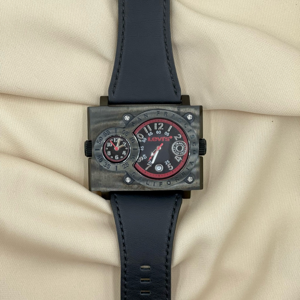 Jam Tangan Levis Pria LTH0403