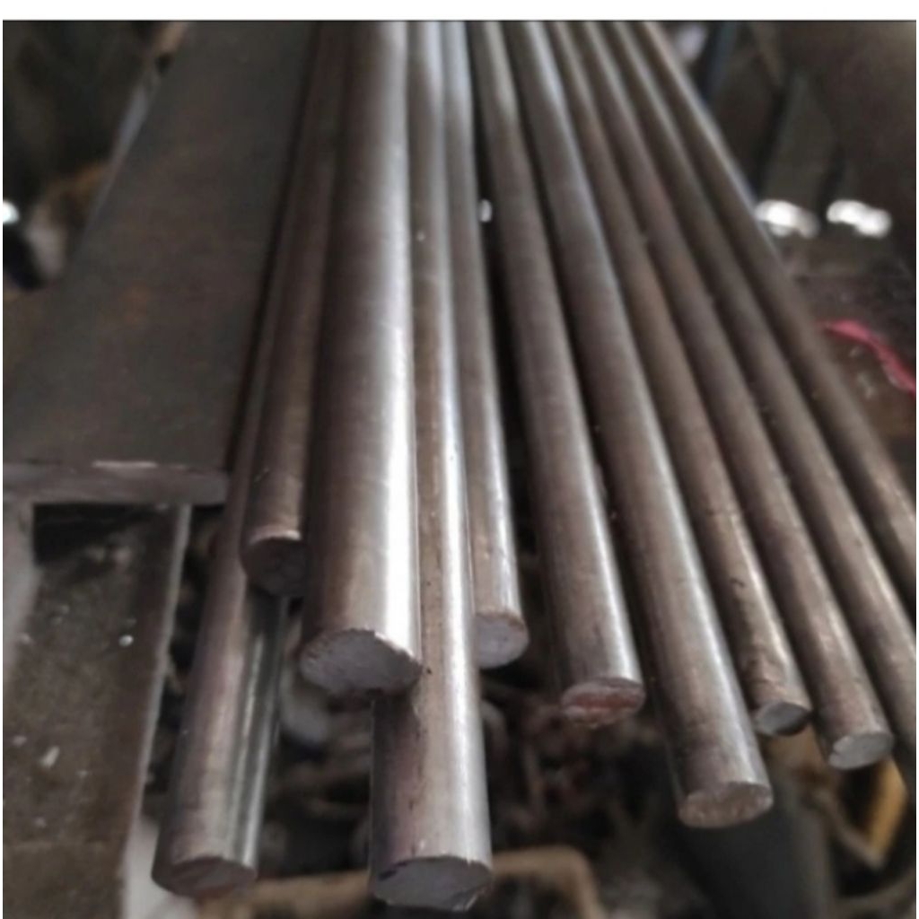 As besi batangan bulat diameter 25 mm panjang 180 cm