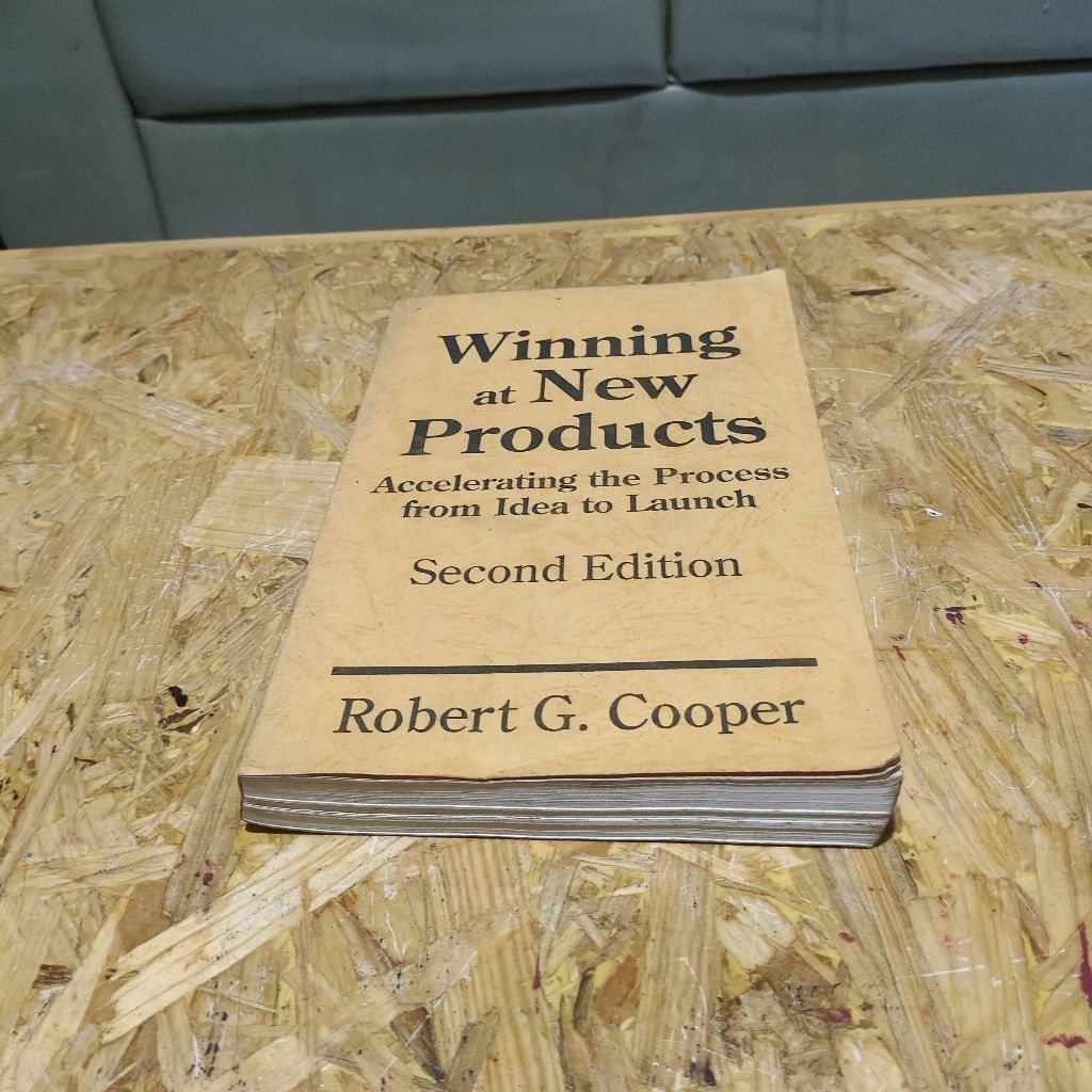 Buku Winning at New Products Second Edition