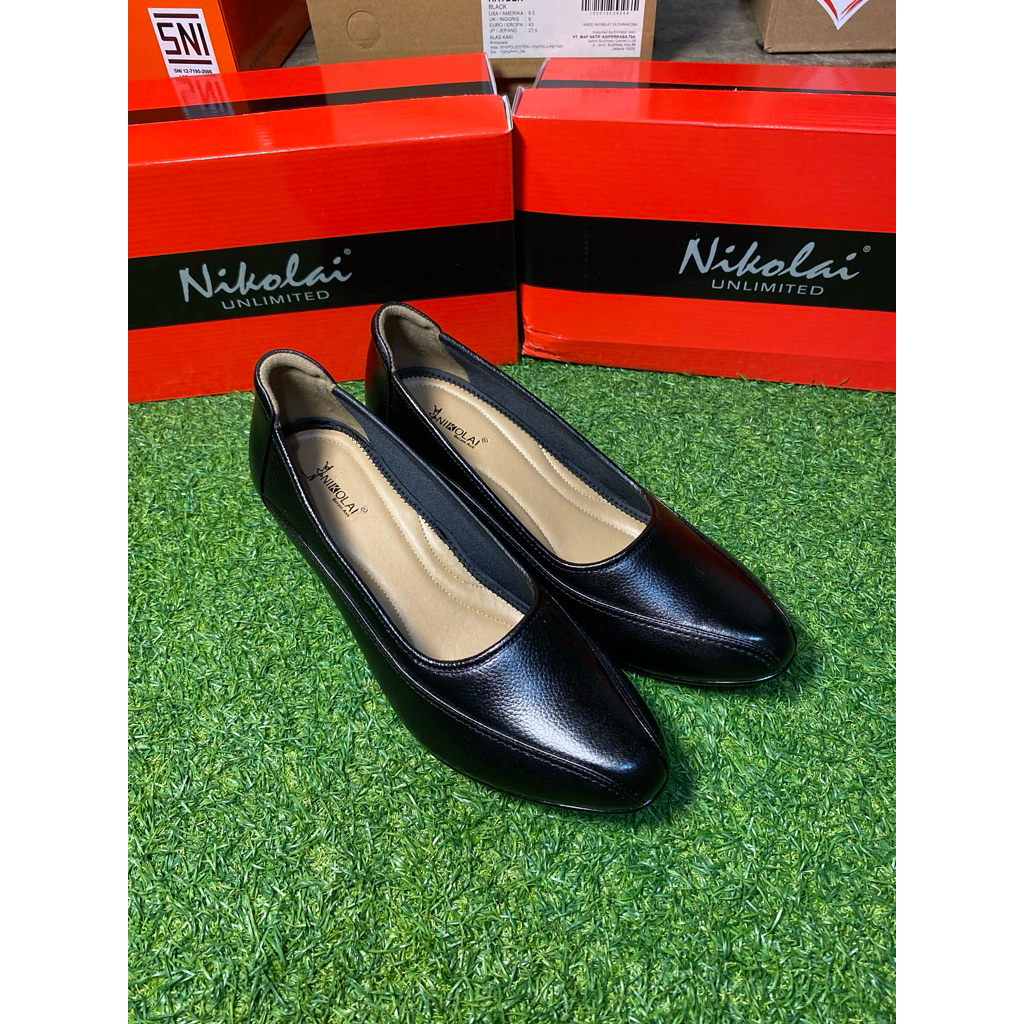 Sepatu pantofel - ZF 001 by Nikolai warna hitam