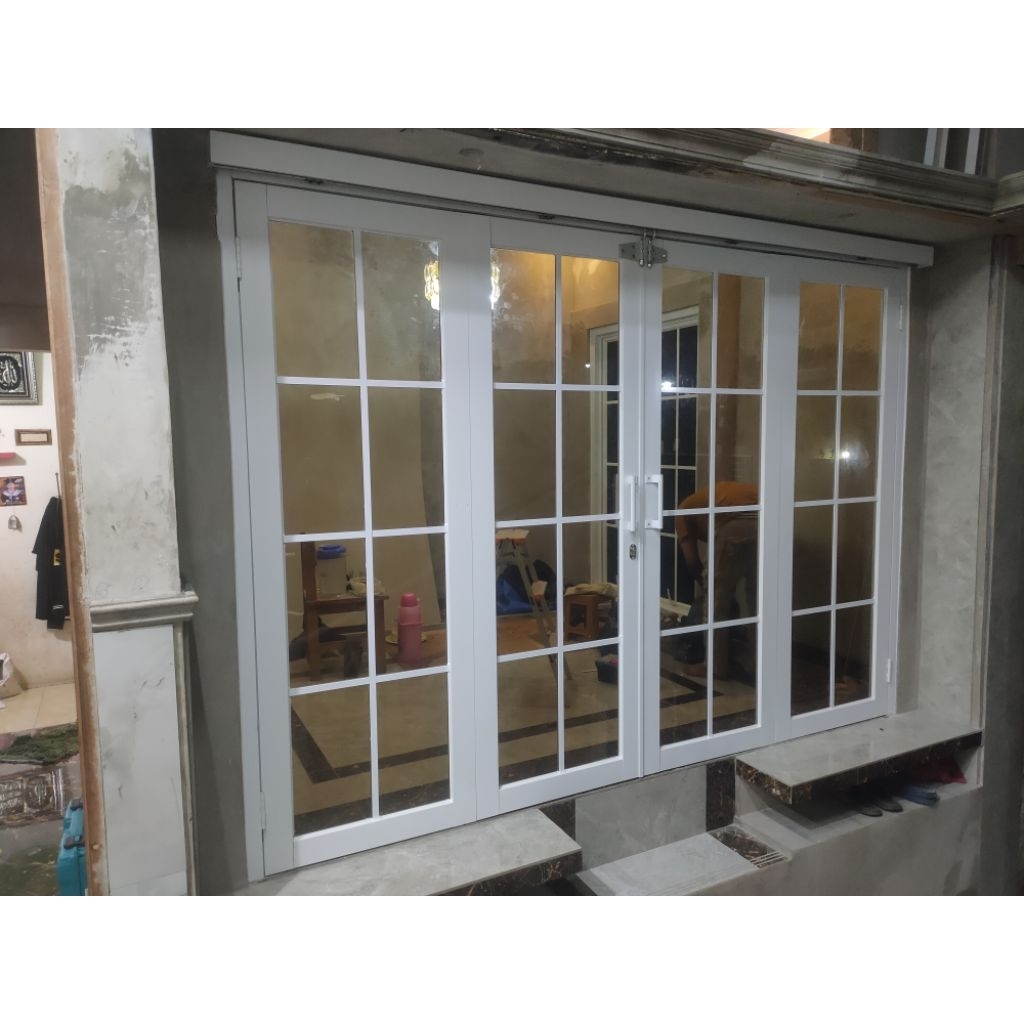 Pintu Lipat Aluminium