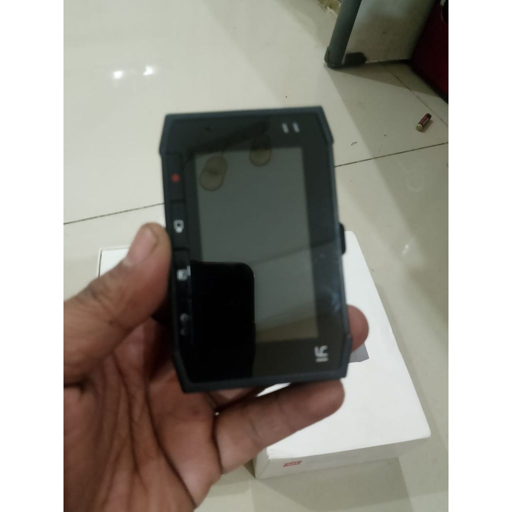kamera dashboard Xiomi yi ultra dash camera
dvr mobil