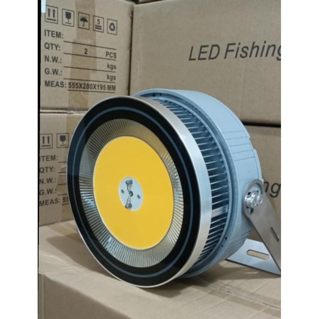 Lampu floodlight untuk tangkap ikan dan cumi 1200W
