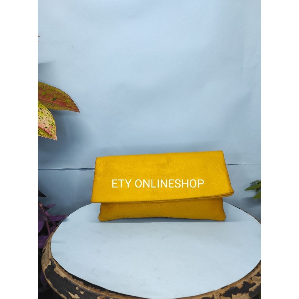 PRELOVED CLUTCH BAG WANITA HOZE