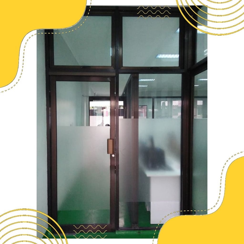Jasa Pasang Daun Pintu Aluminium | Pasang 1 daun Pintu | pintu swing | pintu aluminium