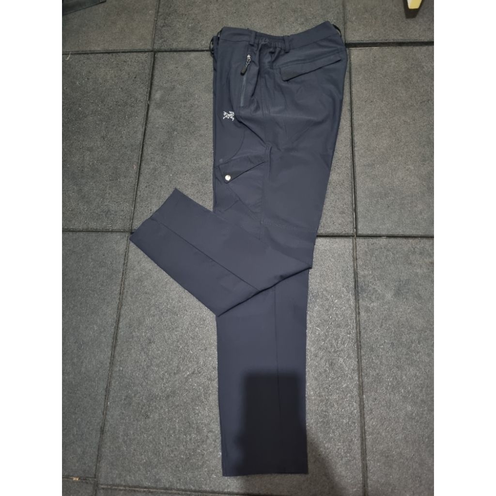 Celana Panjang Arcteryx
