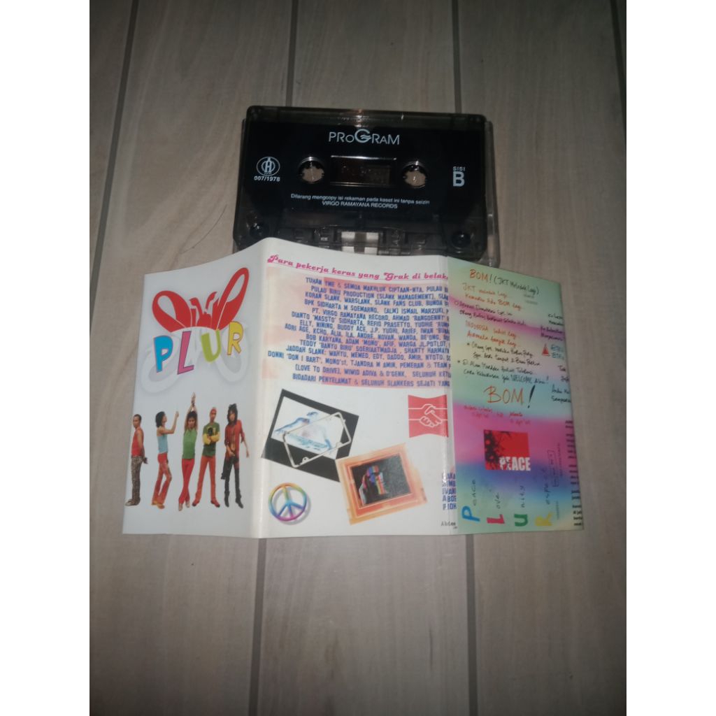 kaset pita slank plur