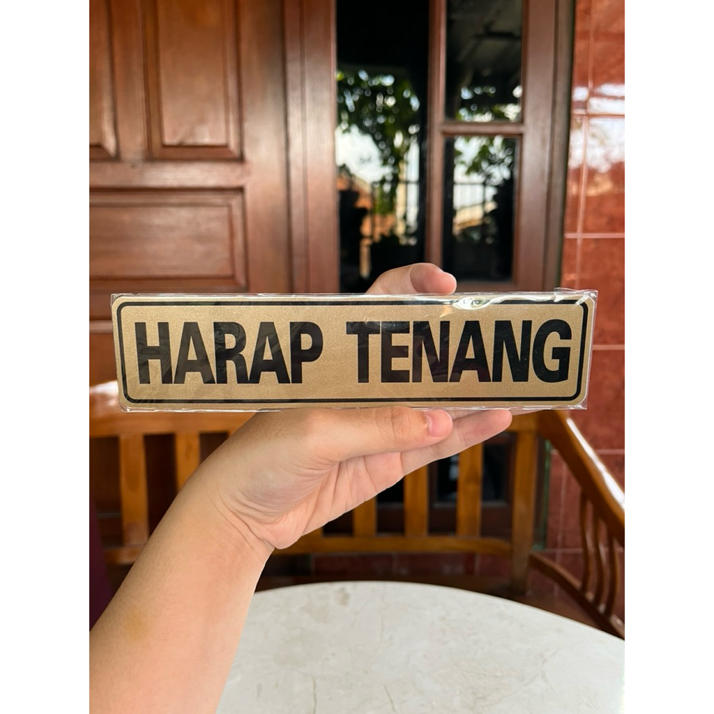 

MG Sign Board Harap Tenang Sign Label Plastik Stiker Petunjuk Papan Tulisan Pintu Gold Ukuran 19,5 x 4,5 cm