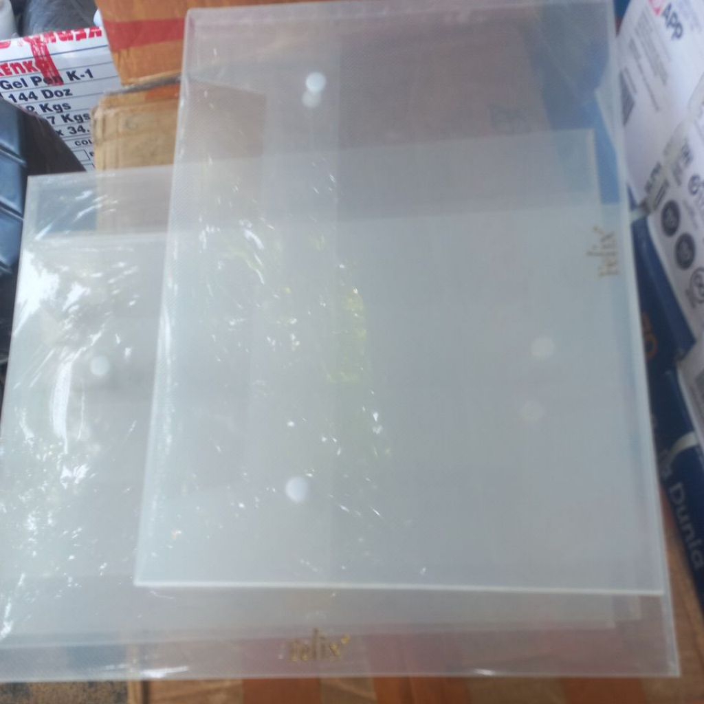 

Carry File Box Felix Tebal 1 Cm F4