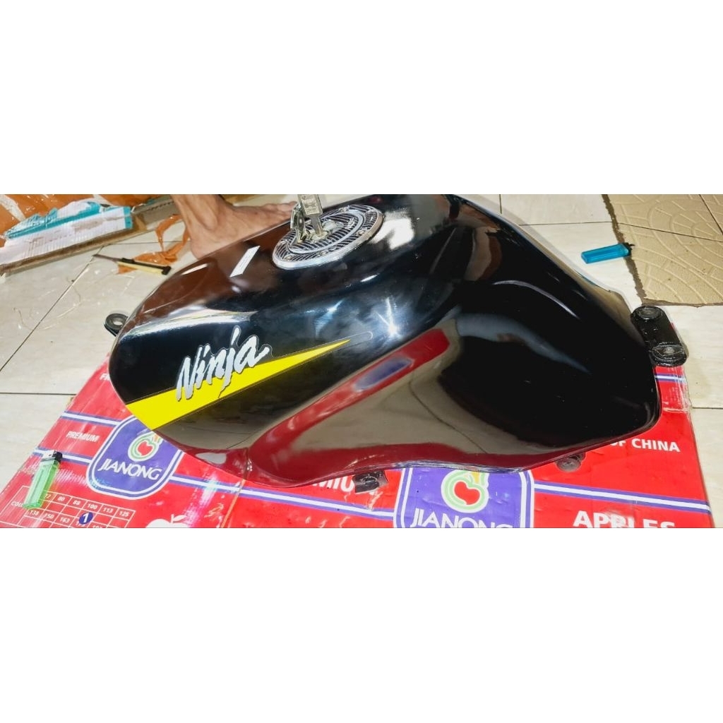 wadah tangki ninja tempat tangki ninja tangki ninja rr.new.old