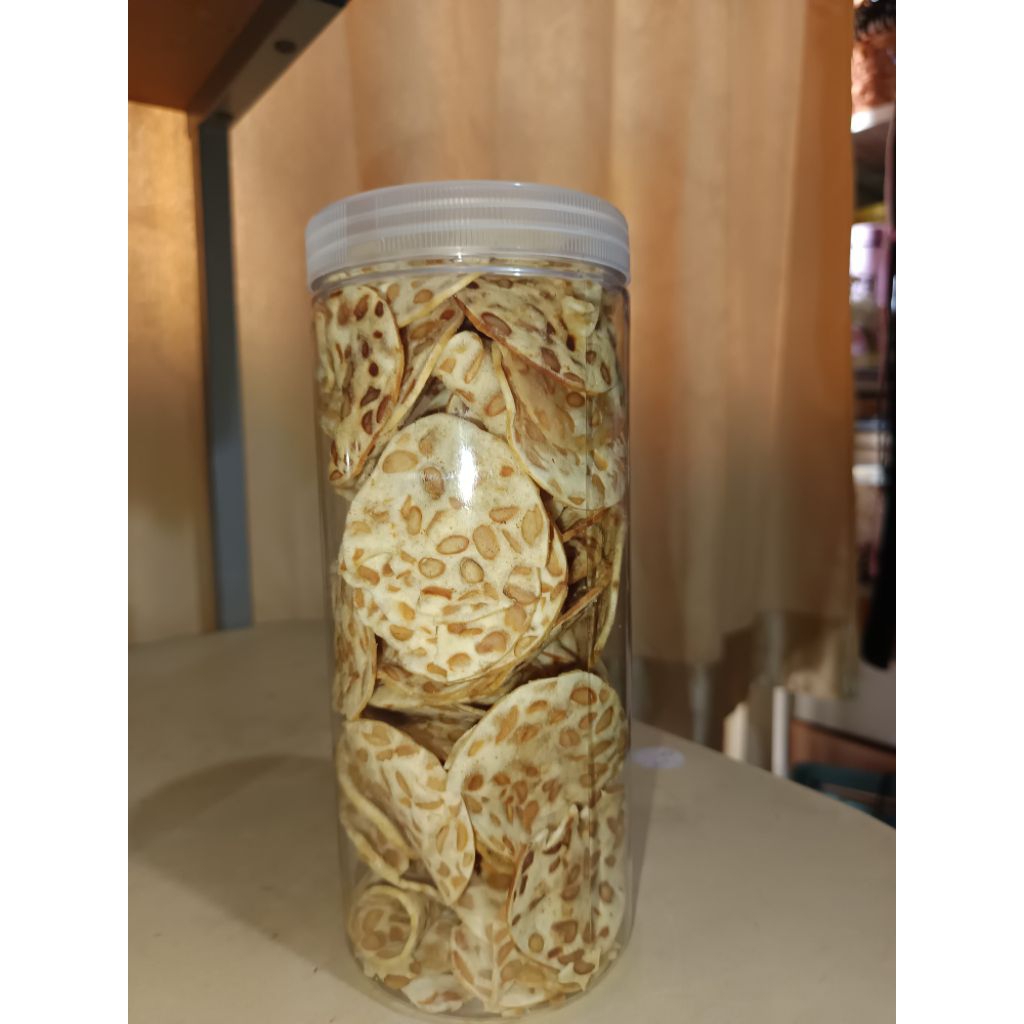 

Kripik Tempe Gurih Kemasan Toples Berat Bersih 200gr