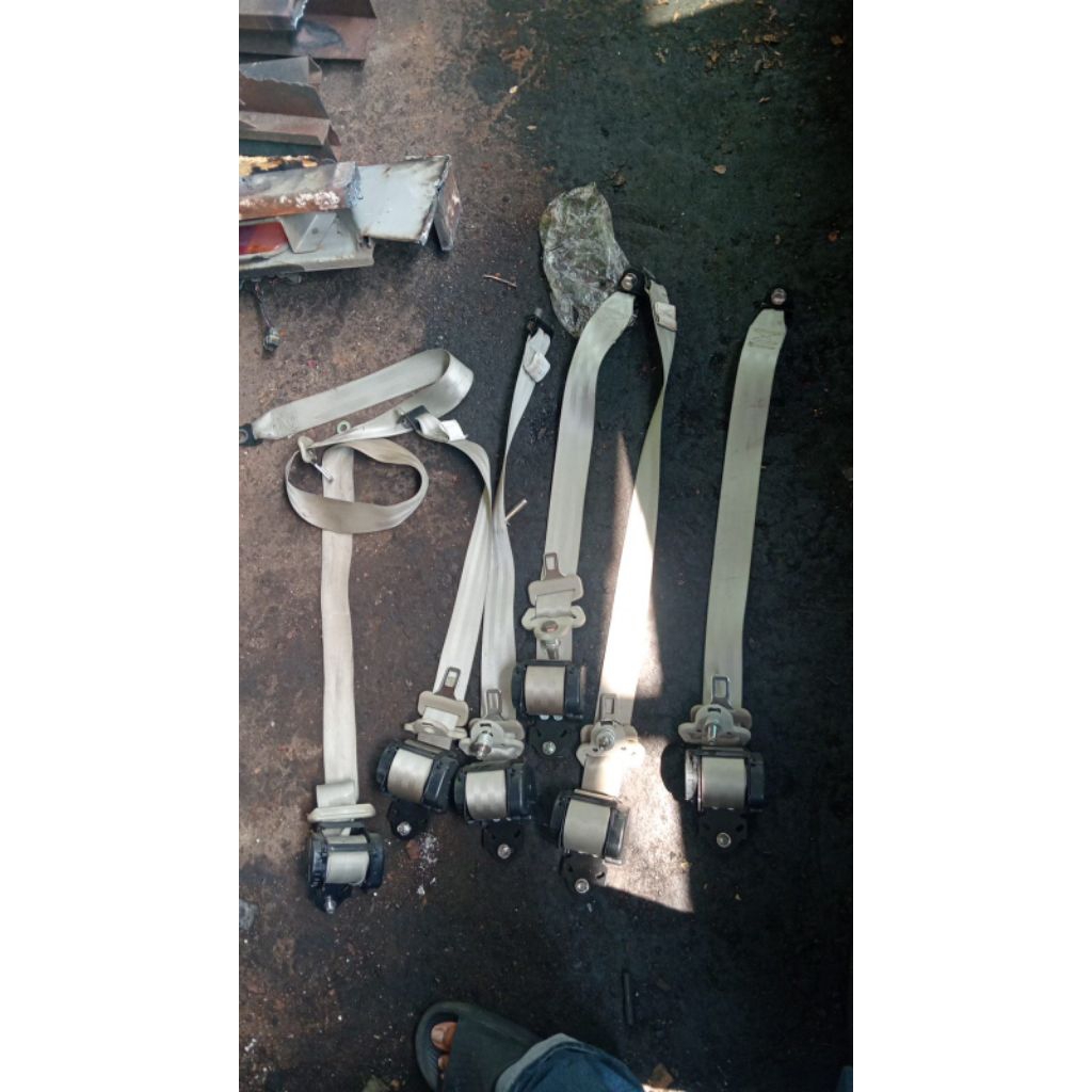 Safety belt sabuk pengaman Avanza Xenia original