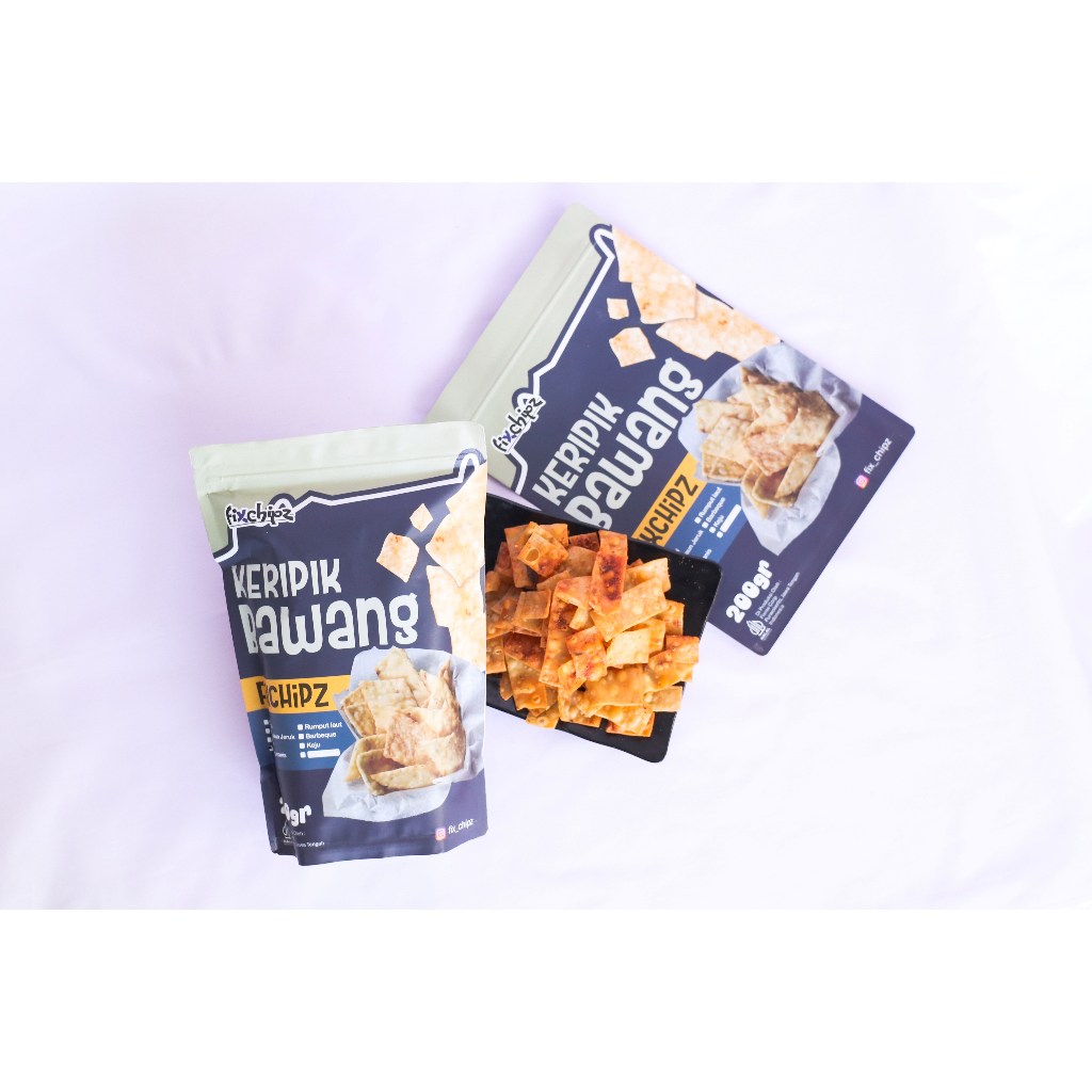 

FIXCHIPZ Keripik Bawang Rasa Pedas Daun Jeruk 200gr – Pedasnya Nendang, Aromanya Nyegerin!