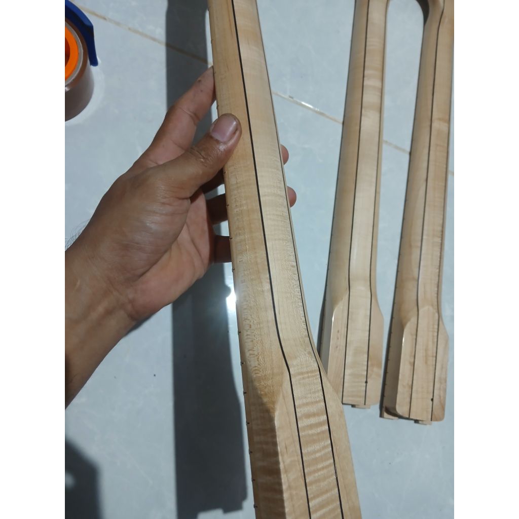 neck gitar elektrik stratocaster 5 ply maple flame