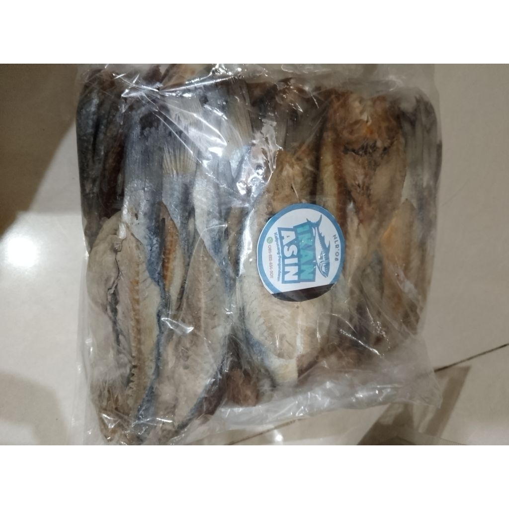

Ikan asin oleh-oleh khas Pangandaran murah meriah tanpa pengawet