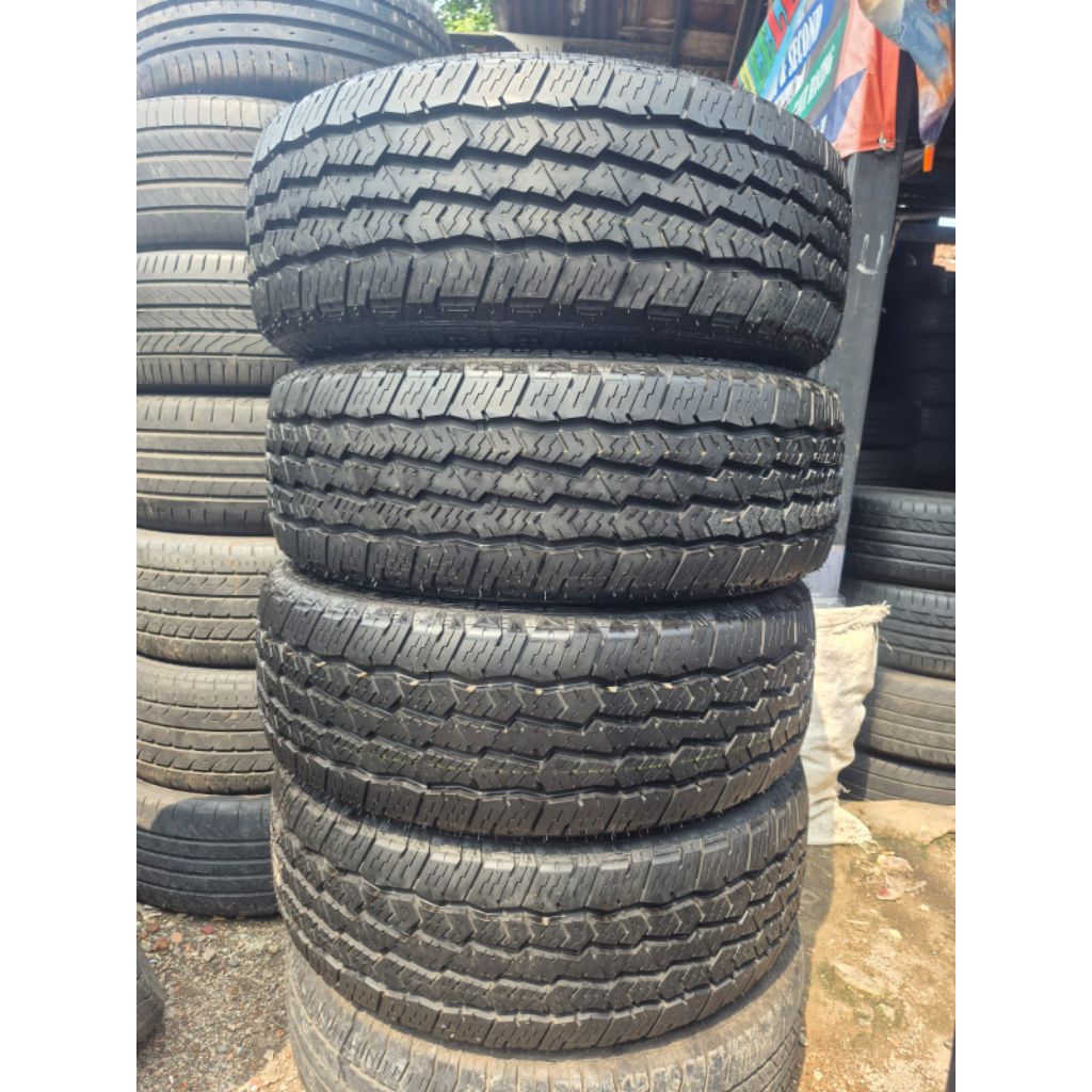 ban copotan Fortuner Pajero 265 65 17