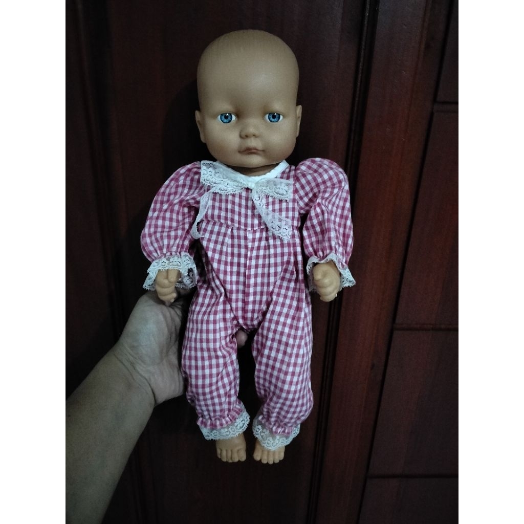 Boneka bayi jumbo karet padat