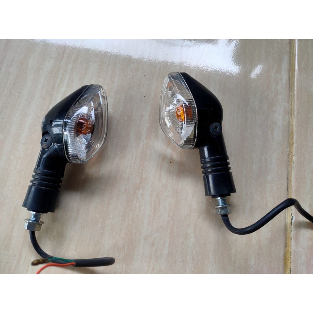 Lampu sen Honda CB150 R old Lampu kuping CB 150 R  lampu CB 150r Original Copotan Ori