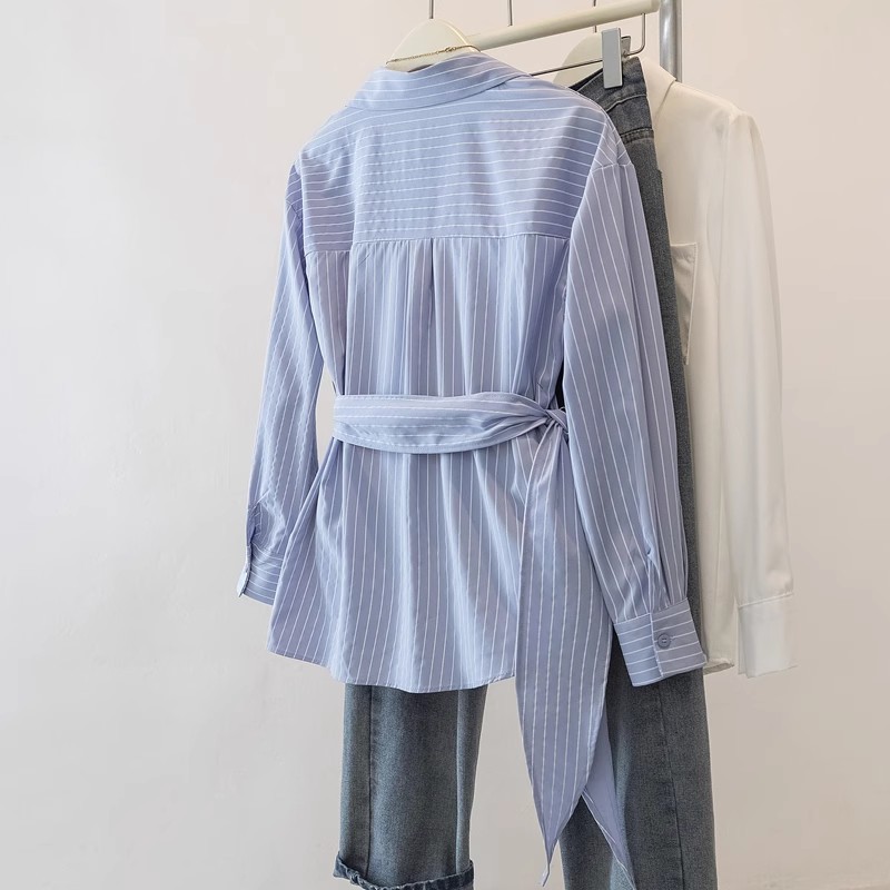 DISKON The Monseur Gallery Blus Korea V-Neck Bergaris Biru Putih Wanita Korea V-Neck Desain Gaya