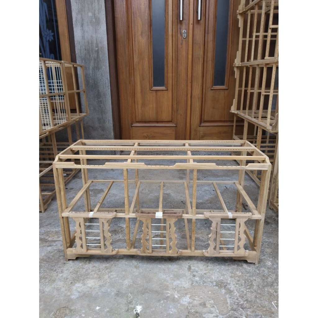 Rangka Ambrukan//sangkar dondang jemur merpati 6 pintu / untuk 3 pasang