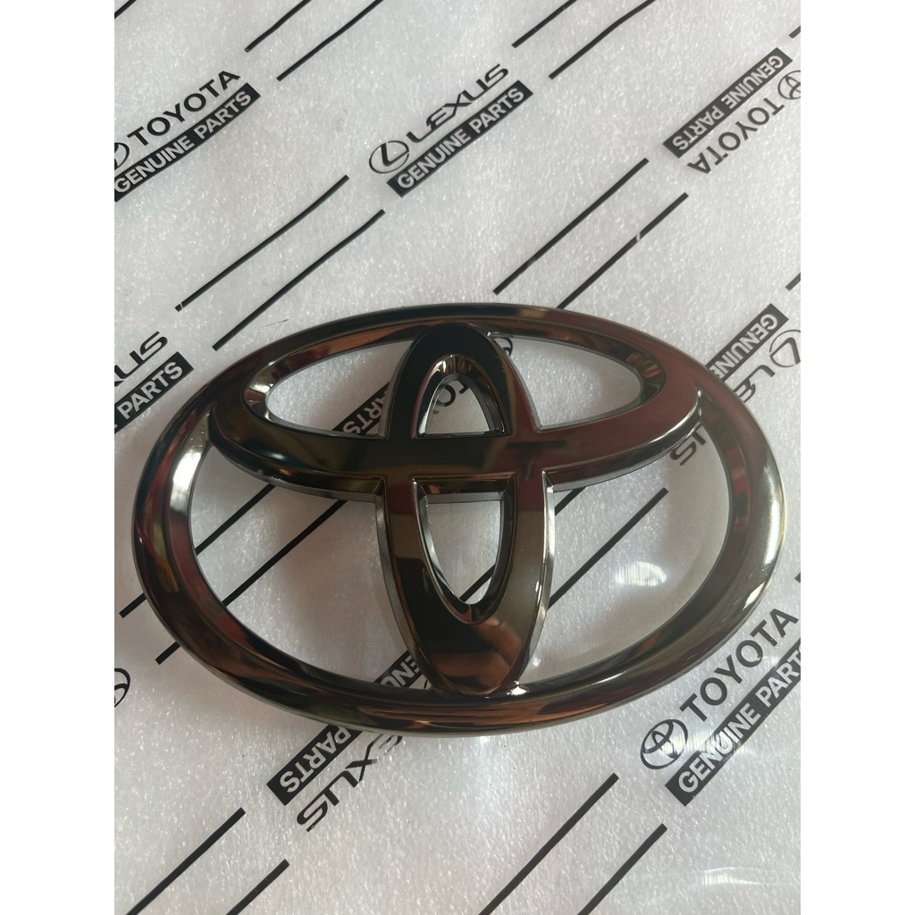 logo belakang emblem avanza black chrome toyota avanza 2016-2025