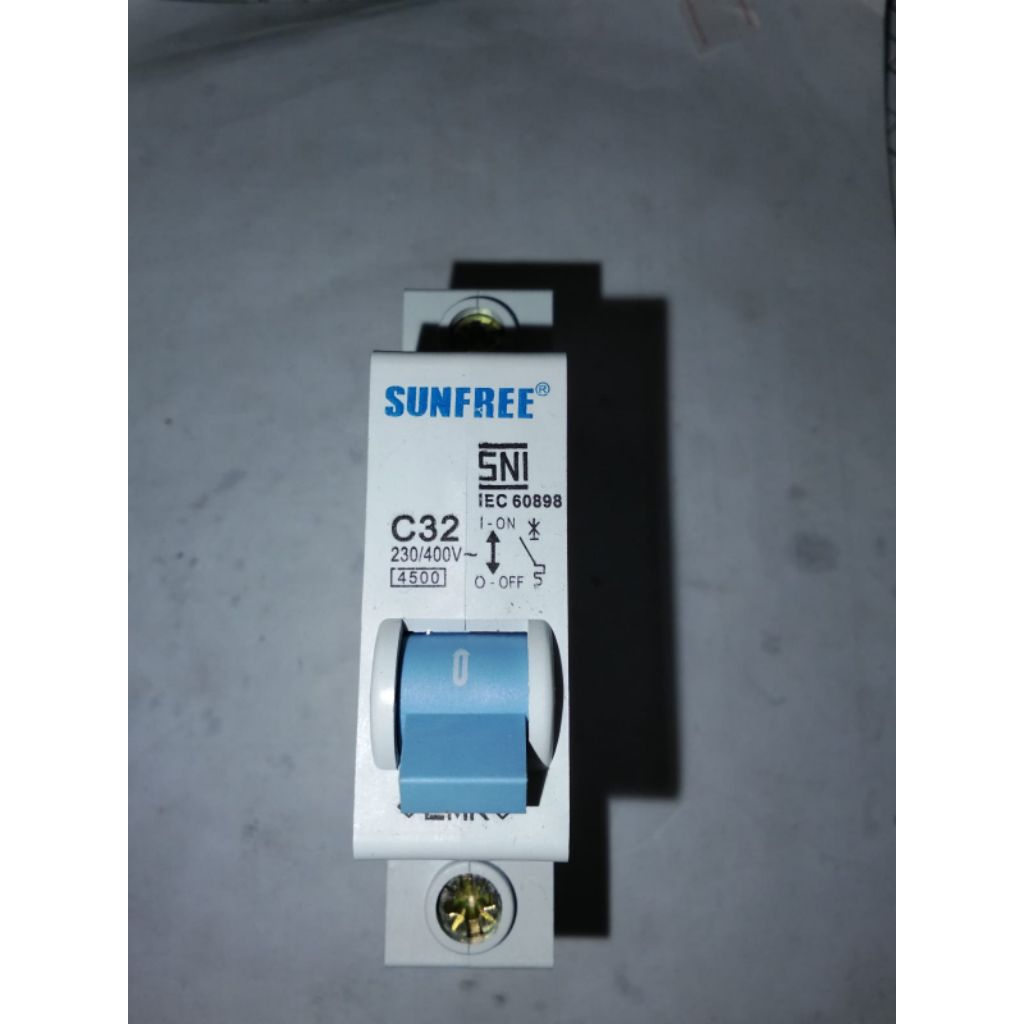 MCB SUNFREE 32a