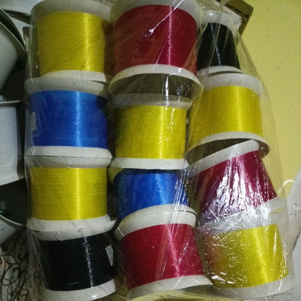 GELOK ISI SENAR LAYANGAN