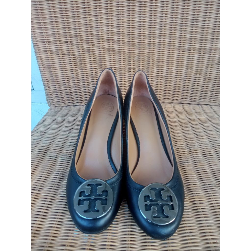 sepatu Tory Burch