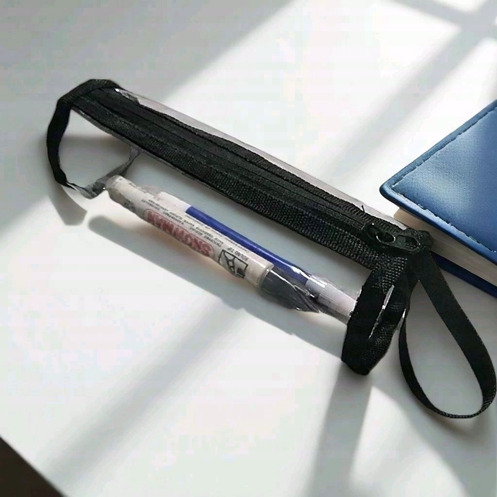 

Tempat Pensil Transparan Silinder – Pencil Case PVC Bening Anti Air Simple Estetik