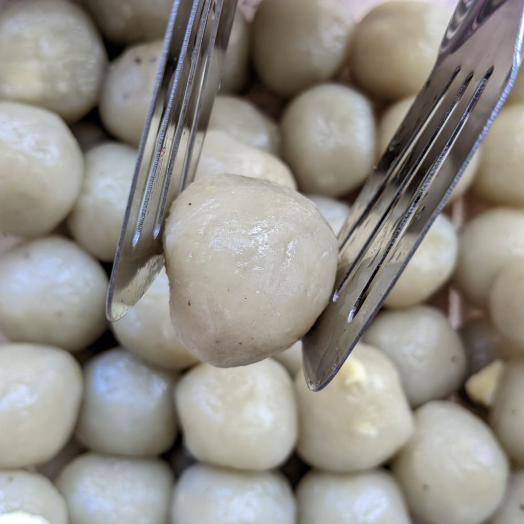 

Cilok Baso Aci Isi 100 Butir Cemilan Instan Gurih Enak