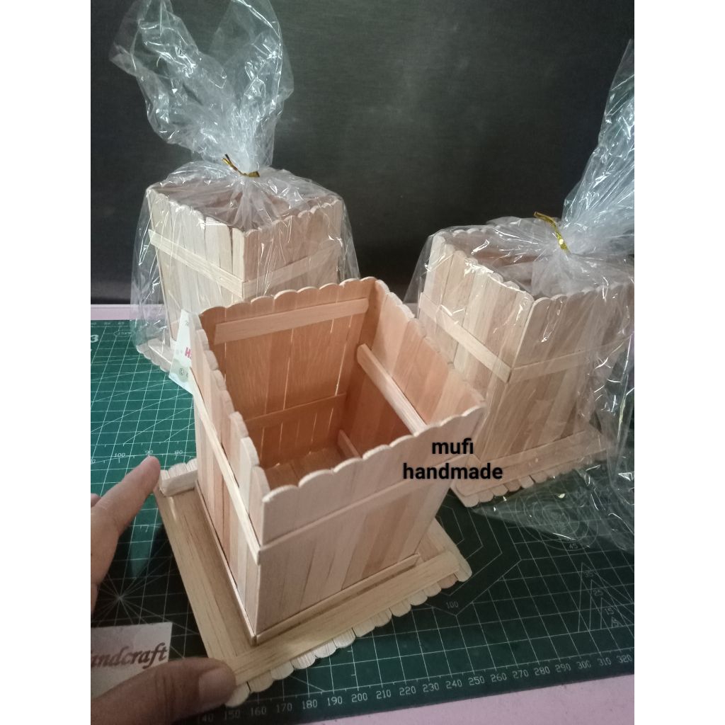 

tempat pensil stik eskrim