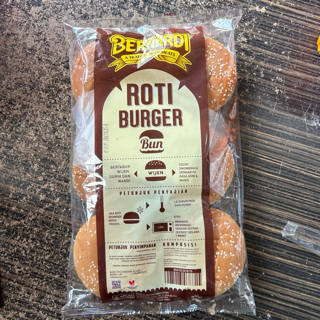 

Bernadi Roti Burger Wijen isi 6