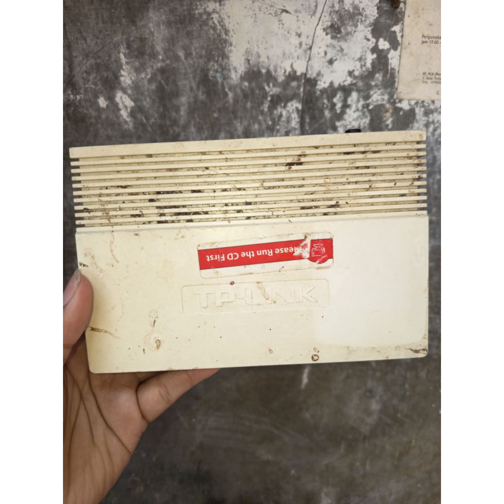 Router TP-LINK TD-8817 (BONUS ADAPTOR)