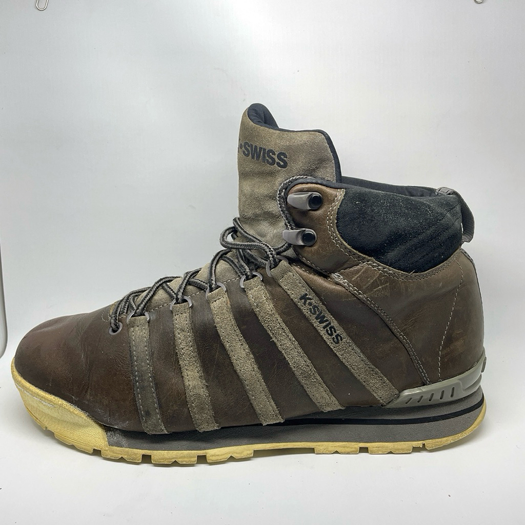 Sepatu Pria kulit KSWISS Second Size 43