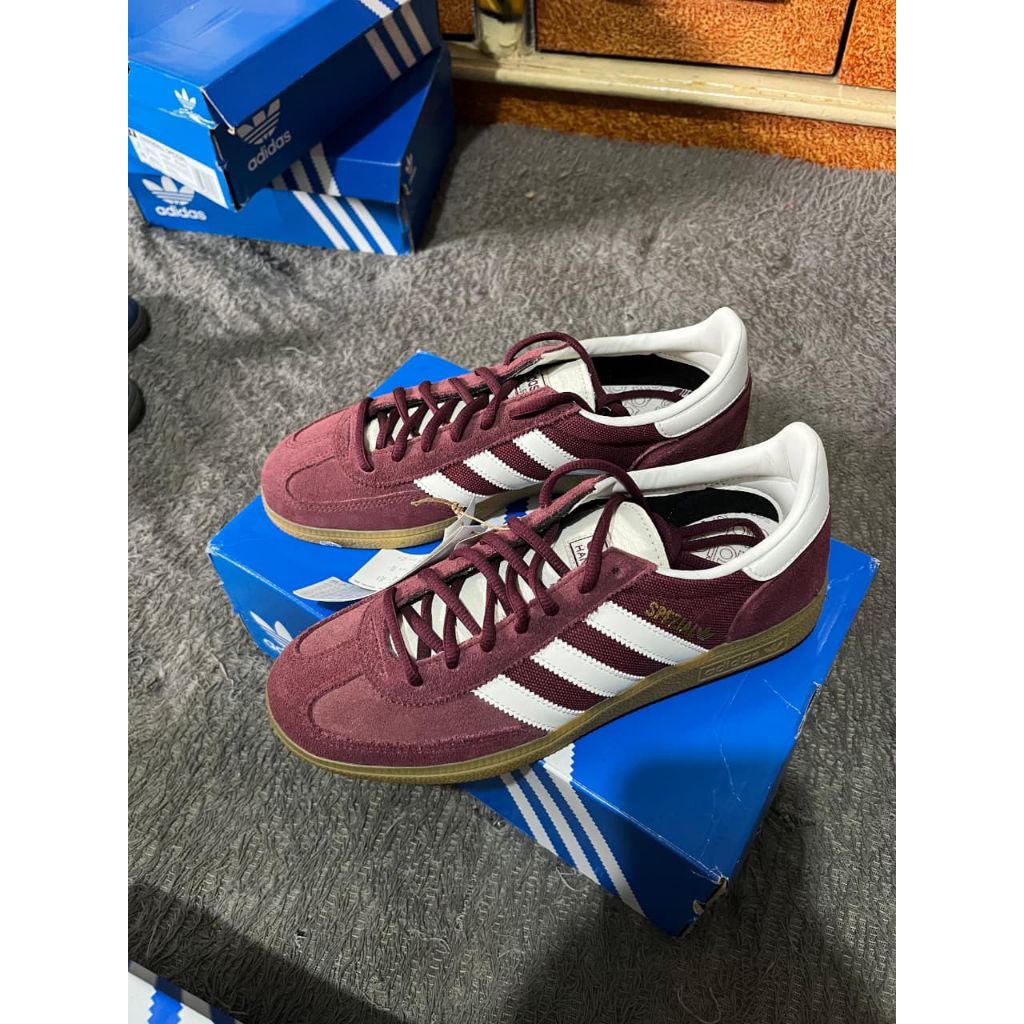 Adidas Spezial Merah