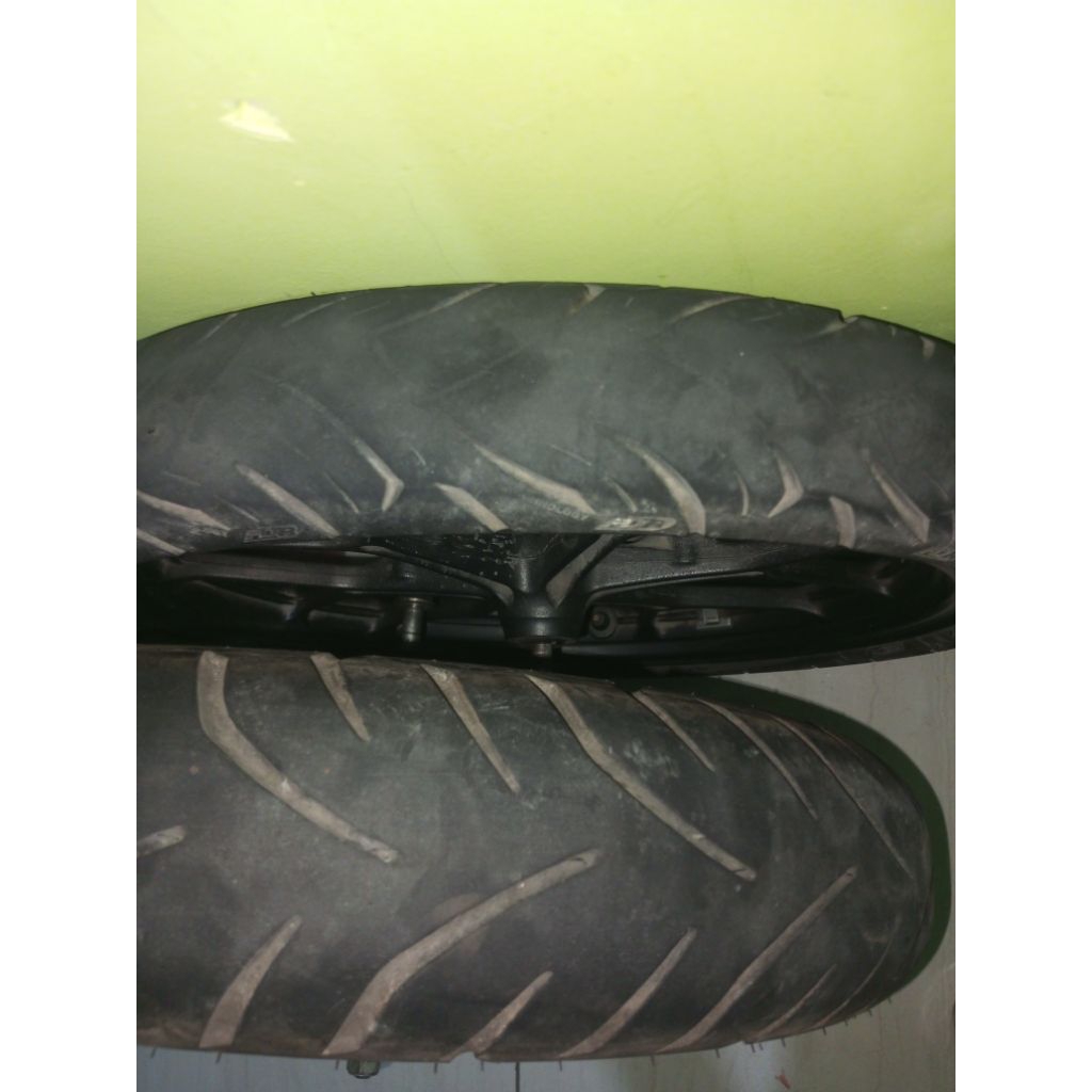 Velg Supra GTR bekas pemakaian